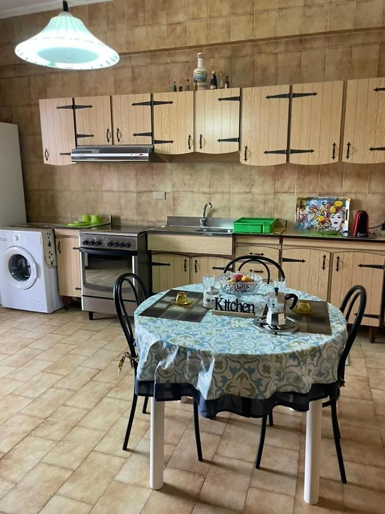 Casa Vacanze Villa Lena Santa Flavia