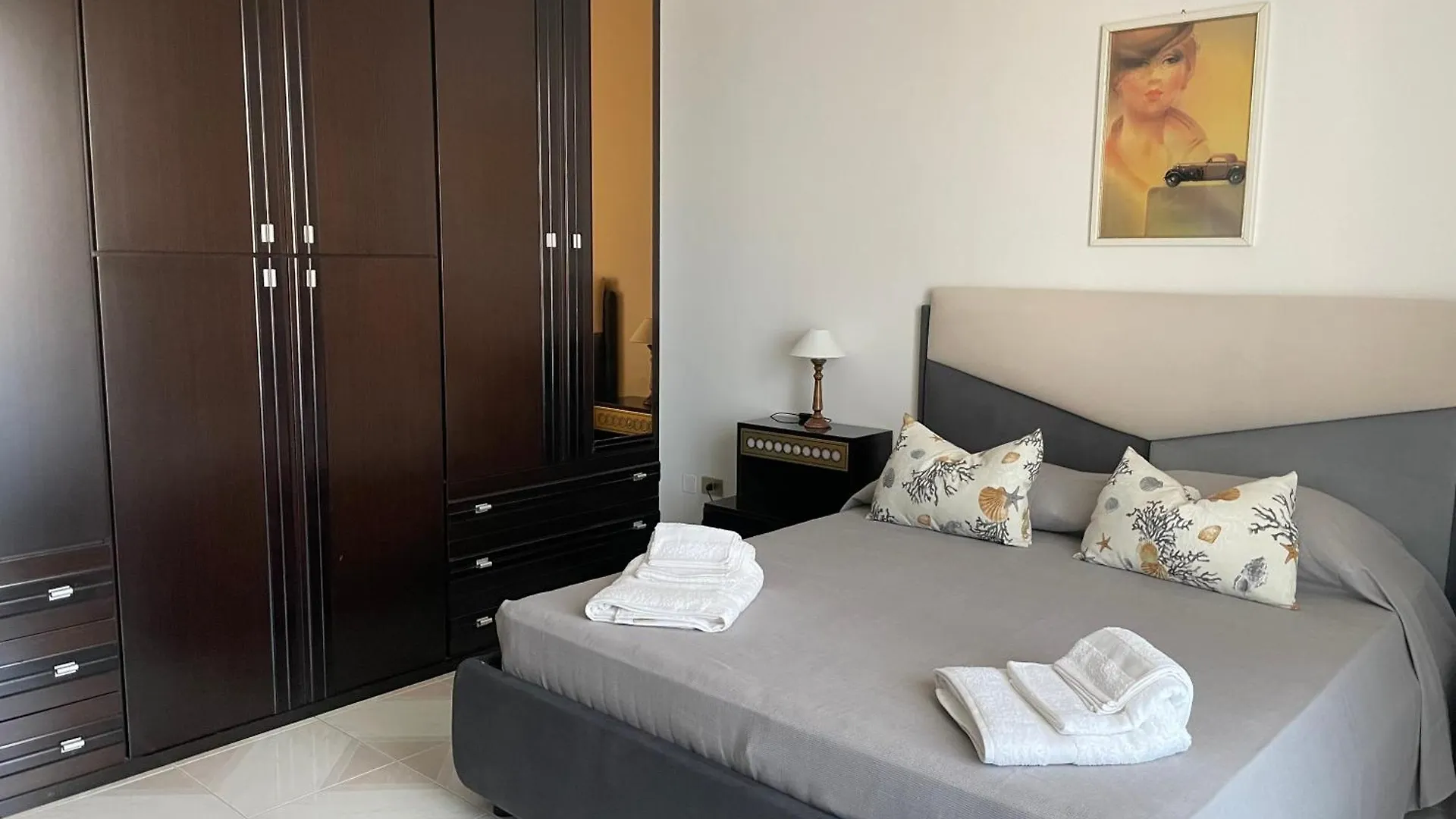 Apartment Casa Vacanze Villa Lena Santa Flavia Italy