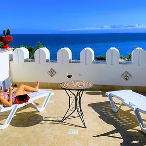  Apartment Seafront House Gabbiano Azzurro